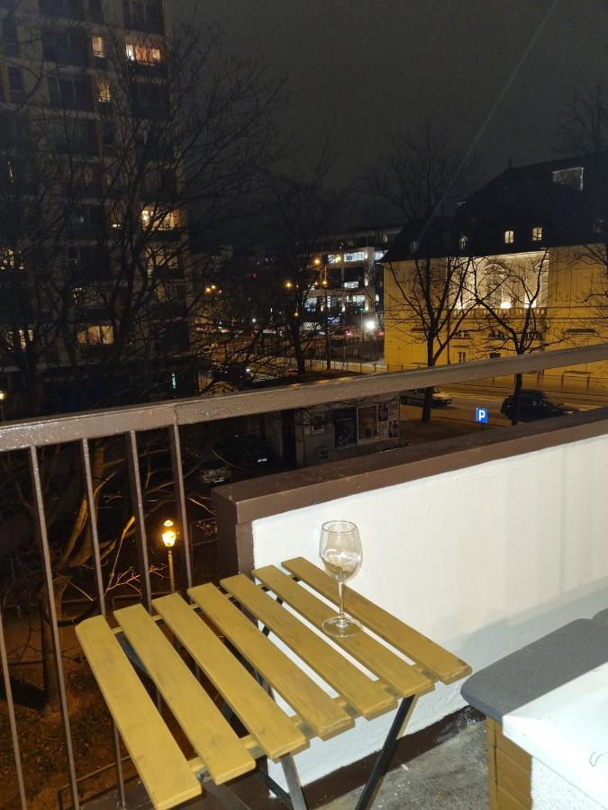 Metro Arsenal - 100 M Od Metra Apartment Warsaw Exterior photo